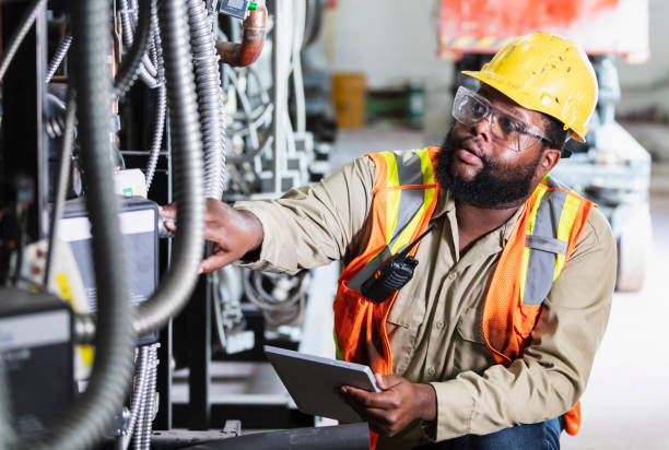Professional Electrician in Briar, TX